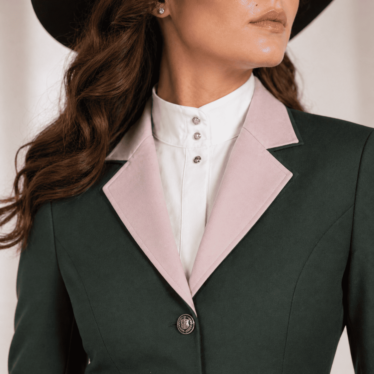 Women’s Showmanship Hunt Coat Premium Green Equestrian Riding Jacket, Tailored Competition Blazer - Image 6